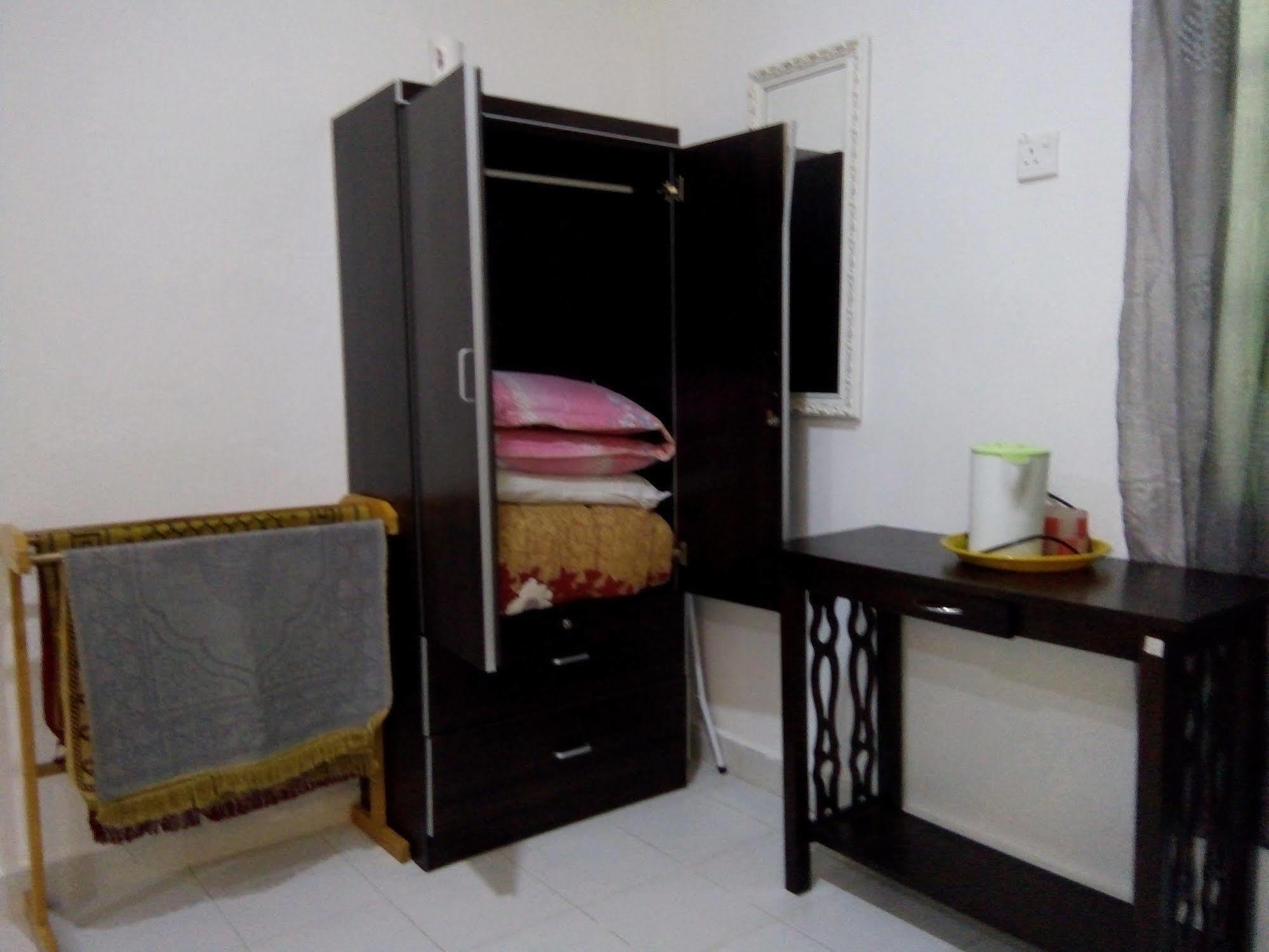 Wave Langkawi Inn Пантай Ченанг Екстериор снимка